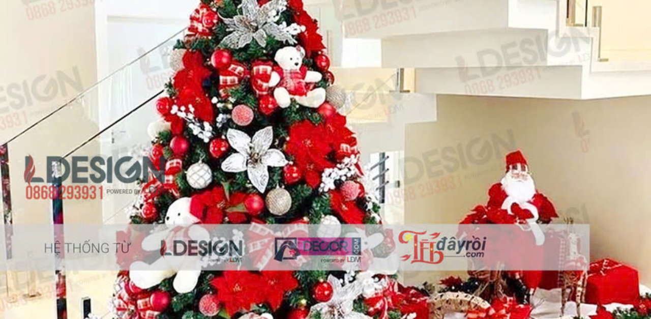 Construction of Christmas - Tet 2025 decorations