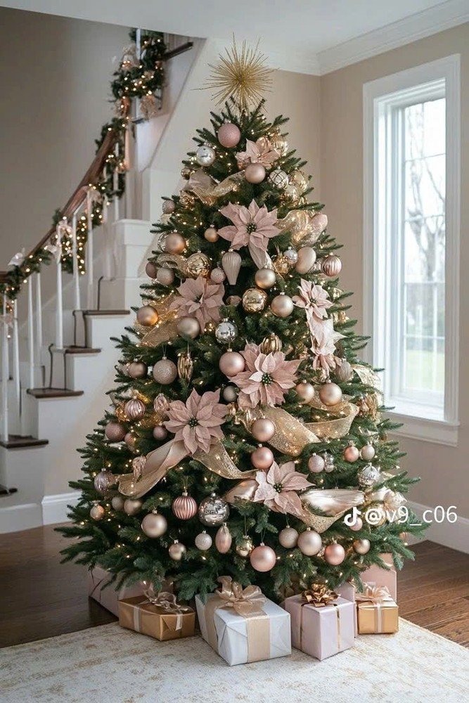 Site, scale and installation reference for large Christmas tree projects - What affects the rental cost of a 15m Christmas tree?